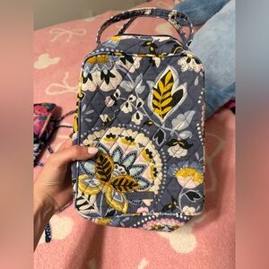 Charmont Meadow floral pattern Vera Bradley lunch box